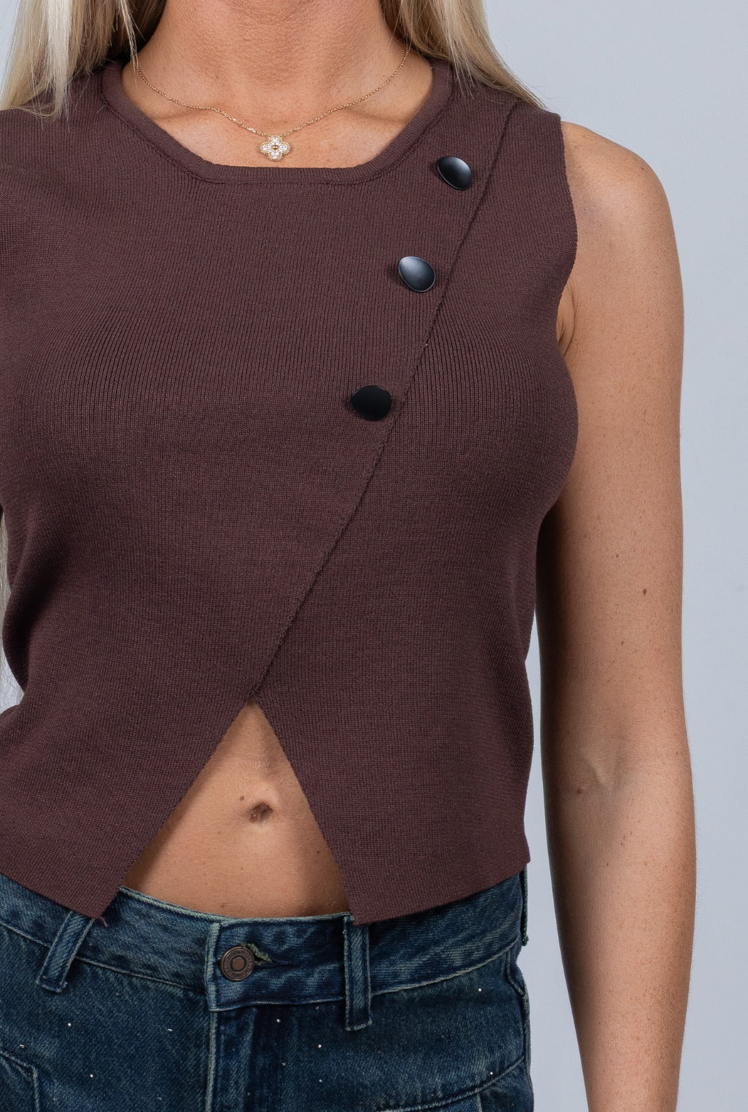NABIHA TOP