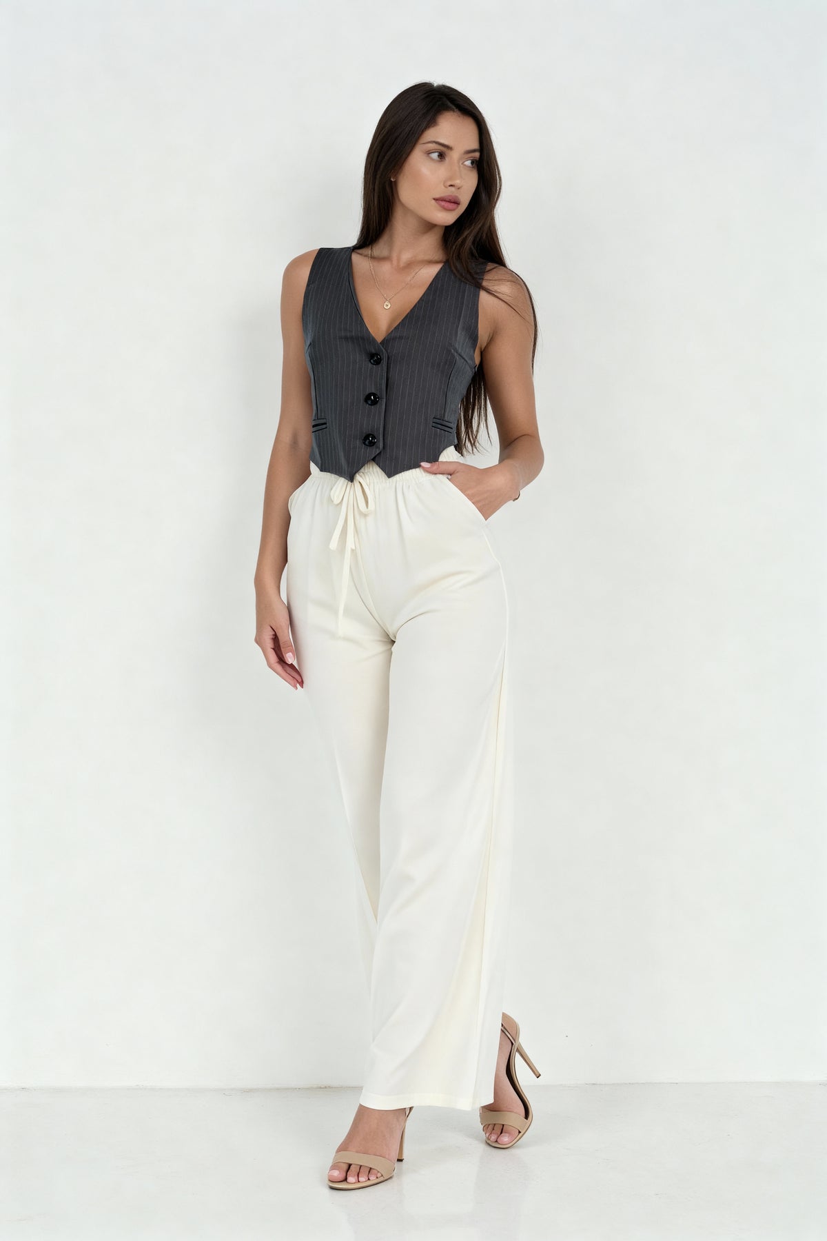 DAYANARA GREY TOP